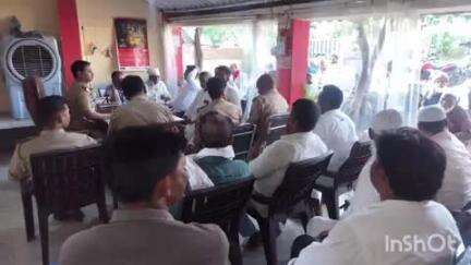 तुलसीपुर: गैसड़ी कोतवाली में त्योहारों को सकुशल संपन्न करने के लिए पीस कमेटी की बैठक की गई