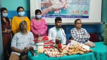 দুবরাজপুর: যক্ষ্মা নির্মূলের লক্ষ্যে দুবরাজপুরে পুষ্টি শিবিরে ৫৭ রোগীকে সুষম খাদ্য বিতরণ, উপস্থিত BMOH ও BDO