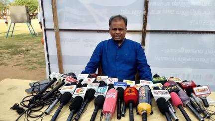 திண்டுக்கல் கிழக்கு: மலைக்கோட்டை எஸ் டி ஏ டி ஹாக்கி மைதானத்தில் தமிழ்நாடு கால்பந்து கழக புதிய தலைவர் செய்தியாளர் சந்திப்பு நடைபெற்றது