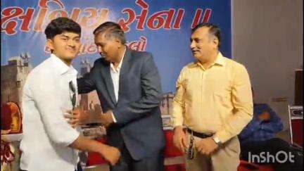આણંદ શહેર: ચામુંડા મંદિર ખાતે ક્ષત્રિય સેનાના ઉપક્રમે તેજસ્વી વિદ્યાર્થીઓનો સન્માન સમારોહ યોજાયો