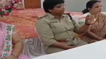 देपालपुर: बेटमा पुलिस ने जागरूकता कार्यक्रम आयोजित किया, क्षेत्र में रैली निकाली