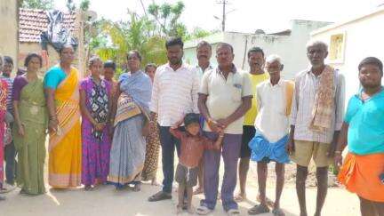 ಕೆ.ಜಿ.ಎಫ್: ಚಿಗರಾಪುರ ಗ್ರಾಮಕ್ಕೆ ಕೂಡಲೇ ಅಂಗನವಾಡಿ ಕೇಂದ್ರ ನಿರ್ಮಾಣಕ್ಕೆ ಗ್ರಾಮಸ್ಥರ ಒತ್ತಾಯ #localissue