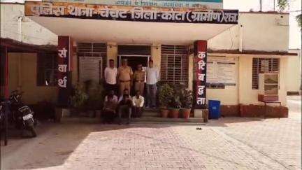 रामगंजमण्डी: चेचट पुलिस ने अलग-अलग स्थानों से 2 स्थायी व 5 गिरफ्तारी वारंटियों को किया गिरफ्तार, लंबे समय से चल रहे थे फरार