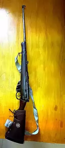 राँची पुलिस द्वारा लापुंग थानांतर्गत कंचनपुर गांव के आगे लोहागढ़ा पुल के पास एक व्यक्ति को अवैध एकनाली रायफल एवं पांच राउण्ड जिंदा गोली के साथ गिरफ्तार कर न्यायिक हिरासत में भेजा गया है।