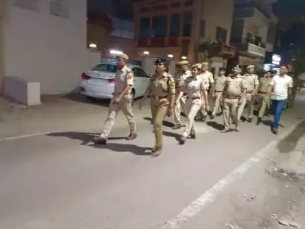 आगामी लोकसभा चुनाव को मध्य नजर रखते हुए सरदारपुरा थाना क्षेत्र में फ्लैग मार्च किया गया