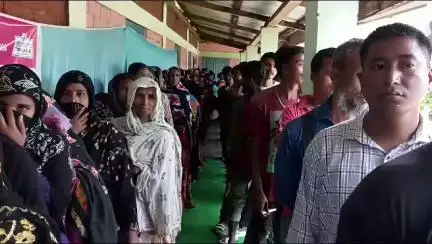 Voters in Jiribam, Manipur eagerly casting their votes during the 2nd Phase of #GeneralElections2024! 🗳️ 

Video from 40/12, 40/13 Jirighat High School