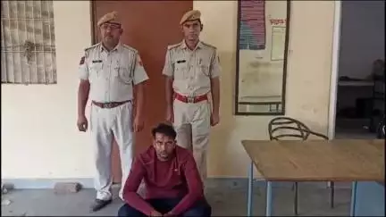 #थाना सदर नागौरः- गश्त के दौरान एक ओरापी को गिरफ्तार कर 18 ग्राम एम.डी.एम.ए. तथा 4300/- रूपए अवैध मादक पदार्थ विक्रय राशि जब्त की गई।