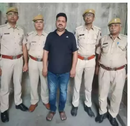 टॉप-10 में चयनित स्थायी वारन्टी गिरफ्तार।