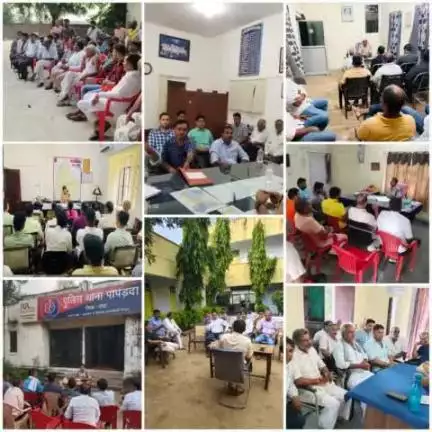 #Dausa व्यापारी व सीएलजी सदस्यो व पेट्रोल पंप मालिकों की मीटिंग ली गई जिनको समझाईश की गई कोई भी संदिग्ध व्यक्ति दिखे तो आप थाने को सुचित करेंगे वह साइबर क्राइम के बारे में बताया गया वह अधिक से अधिक सीसी टीवी कैमरे लगाने का आग्रह किया गया।
@