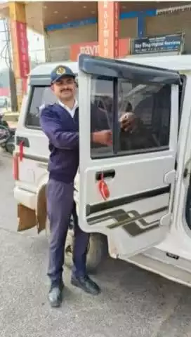 #पुलिससवाईमाधोपुर 
पुलिस थाना कुंडेरा द्वारा ₹5000 का इनामी बदमाश अजय कुमार उर्फ मिंकु किया गिरफ्तार।