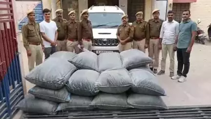 #Balotra: बालोतरा पुलिस द्वारा ‘‘ऑपरेशन मदमर्दन‘‘ के तहत बड़ी कार्यवाही।

431.3 किलोग्राम अवैध मादक पदार्थ डोडा पोस्त बरामद।

मादक पदार्थ तस्करी में प्रयुक्त वाहन स्काॅर्पियो जब्त।