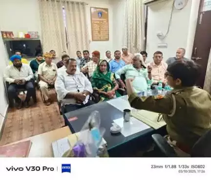 थानाधिकारी नागोरी गेट द्वारा सीएलजी मिटिग ली गई