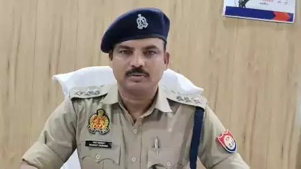 #औरैया थाना अजीतमल क्षेत्रान्तर्गत एक युवक द्वारा पानी की टंकी पर चढ़ जाने के सम्बन्ध में क्षेत्राधिकारी बिधूना द्वारा व