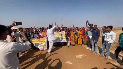 मुलताई के डहरगांव मे आंदोलन का 2 दिन...