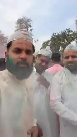 यह वीडियो देवा शरीफ दरगाह का है, यहां पर बरेली समेत कई जिले के लोग पहुंचे और भाईचारे को लेकर संदेश दिया
#holi #ramzan
