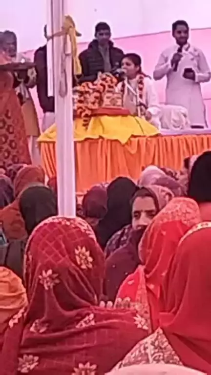 बीते दिनों बडीसंतग मठिया में मद्भागवत कथा का आयोजन परम् पूज्य श्री कृष्णा जी महाराज द्वारा संचालित हुआ।
