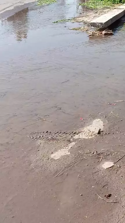 sultanpur kunhari me pani kia Nala bnd hone  se gramin ko Krna pda bdi muskilo ka samna