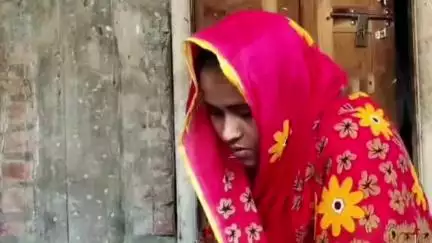 চন্দ্রকোনা ২: লক্ষীর ভান্ডার এর আবেদন করেছিলেন সাবানা খাতুন, কিন্তু টাকা ঢুকলো চার বছর ধরে অন্যের একাউন্টে চন্দ্রকোনার  ঘটনা