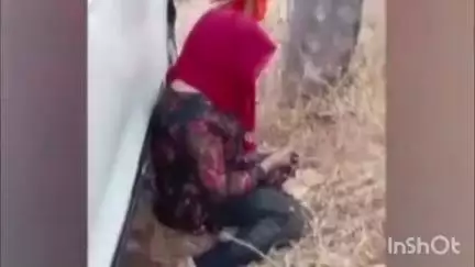 ചിറ്റൂർ: കൊഴിഞ്ഞാമ്പാറ ഹണി ട്രാപ്പ് കേസിലെ പ്രതി മൈമൂന മദ്യലഹരിയിൽ രക്ഷപ്പെടാൻ ശ്രമിക്കുന്നതിന്റെ ദൃശ്യങ്ങൾ പുറത്ത് വന്നു