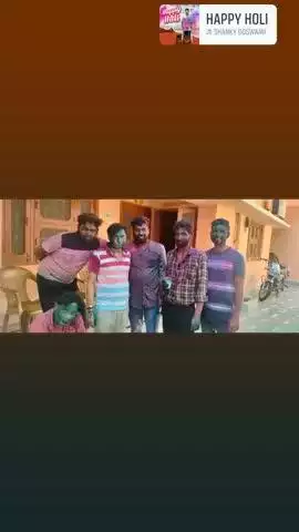 आप सभी को होली की हार्दिक शुभकामनाएं