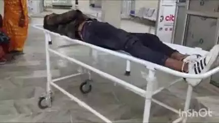 उंटारी रोड: उंटारी रोड थाना क्षेत्र के करकट्टा मोड़ पर बाइक दुर्घटना में एक अज्ञात युवक हुआ घायल
