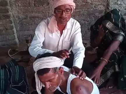 ग्राम पंचायत shahnagar me Pappu चौधरी ने ramautar katheriya के गेंहू sukha दिए h meri मदद की जाये