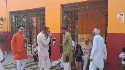 ब्राह्मण समाज द्वारा शनिवार को मनाया गया होली #holi #dharm #bihar 
#news #news_live