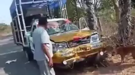 మర్రిగూడ: మండల శివారులో రోడ్డు ప్రమాదం, ద్విచక్ర వాహనం, బొలెరో వాహనం ఢీకొని ఇద్దరి వ్యక్తులకు తీవ్ర గాయాలు