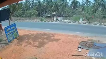 ಬೈಂದೂರು: ಬೈಂದೂರಿನಲ್ಲಿ ಮಹಿಳೆಗೆ ಪಿಕಪ್ ಬುಲೆರೋ ವಾಹನ ಡಿಕ್ಕಿ, ಮಹಿಳೆ ಸಾವು