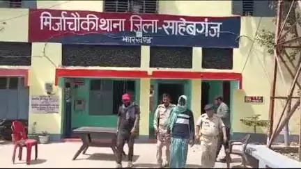 मंडरो: मिर्जाचौकी पुलिस ने छोटे भाई की हत्या के आरोप में बड़े भाई को गिरफ्तार किया, जेल भेजा