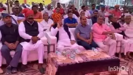 गुढ़: कष्टहर नाथ मंदिर में आयोजित अंतरराज्यीय फाग प्रतियोगिता में 25 टीमों ने लिया भाग, विधायक रहे मौजूद