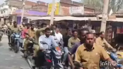 डंडा: ऑल राइट्स ड्राइवर मजदूर महासंघ एसोसिएशन ने सोमवार दोपहर 12 बजे जागरूकता कार्यक्रम आयोजित किया