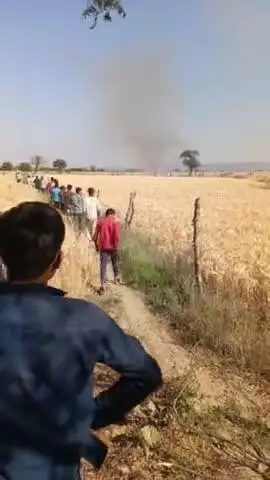 बिजली से लगी आग गिराम ललगोवा