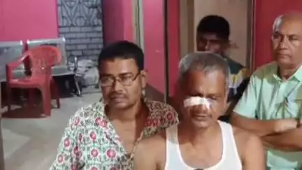 মোহনপুর: মোহনপুরে তৃণমূলের  গোষ্ঠীদ্বন্দ, পঞ্চায়েত সদস্যার স্বামীকে মারধরের অভিযোগ