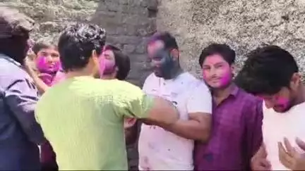 कुंभराज जय माता दी समिति द्वारा बड़े ही शांतिपूर्ण तरीके से मनाया गया होली मिलन समारोह