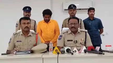 నకిలీ బాబా లను నమ్మి మోసపోవద్దు : మెదక్ జిల్లా ఎస్పీ గారు