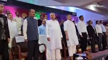 क्या हो गया हमारे राज्य के मुख्यमंत्री को#Nitish Kumar
