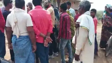 मुसहर कोल बस्ती में समरशेबूल टंकी न होने से गंदा पानी पीने को मजबुर,,, माननीय विधायक जी श्री कैलाश आचार्य जी से गुहार