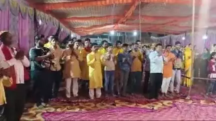 salempur deoria mein chal rahe sriman bhaagvat khatha ka aayojan Sri shyambihari chaturvedi ji.
