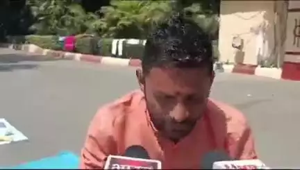 BHU काशी हिन्दू विश्वविद्यालय 
एक दलित छात्र #varanasi #काशी #Gorakhpur #bansgaon #uttarpradesh #viral #national #mau #