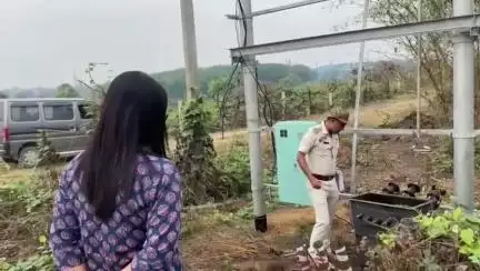 জিরানিয়া: বোধজং নগর থানার হাবিলদার পুরো হাপিং চাকমা পাড়ায় বিদ্যুৎ ট্রান্সফর্মারের বিভিন্ন সামগ্রী চুরি, ঘটনাস্থানে পুলিশ