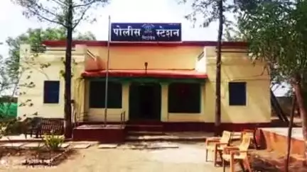 माहूर: सायफळ येथे जुन्या भांडणातून आरोपीने लाकडाने मारून गंभीर दुखापत करून एकाचा पाय केला फॅक्चर; सिंदखेड पोलीस ठाण्यात गुन्हा