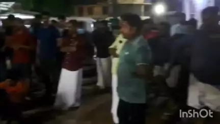 നെയ്യാറ്റിൻക്കര: പ്രവർത്തകനെ അകാരണമായി കസ്റ്റഡിയിലെടുത്തെന്ന് ആരോപിച്ച് വിഴിഞ്ഞം പോലീസ് സ്റ്റേഷൻ ഡി.വൈ.എഫ്.ഐ ഉപരോധിച്ചു