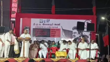 ஒரத்தநாடு: ஒன்றிய அரசை கண்டித்து பாப்பாநாடு கடை தெருவில் திமுக சார்பில் பொதுக்கூட்டம் நடைபெற்றது