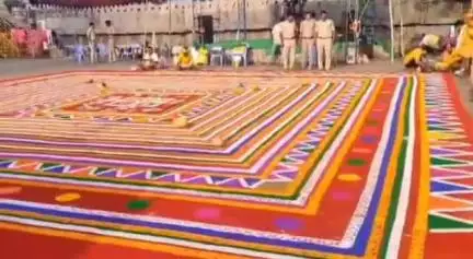ఐనవోలు: ఐనవోలులో మల్లికార్జున స్వామి బ్రహ్మోత్సవాల్లో చివరి ఆదివారం వైభవంగా పెద్దపట్నం నిర్వహిస్తున్నట్లు ఈవో వెల్లడి