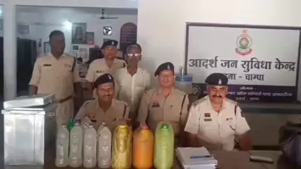 22 लीटर अवैध कच्ची महुआ शराब के साथ एक आरोपी को चापा पुलिस ने किया गिरफ्तार