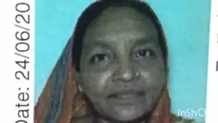 গলসি ১: রোজা রেখে স্বামীর মোটরসাইকেলে চড়ে ঈদের বাজার করতে বেরিয়ে গলিগ্রাম ১৯নং জাতীয় সড়কে লরির ধাক্কায় মৃত্যু হল এক মহিলার