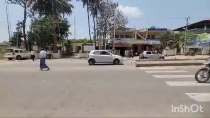 ಪಿರಿಯಾಪಟ್ಟಣ: ತಾಲ್ಲೂಕಿನ ಬೈಲುಕುಪ್ಪೆ ಸಮಿಪ ಅವೈಜ್ಞಾನಿಕ ರೋಡ್ ಡಿವೈಡರ್, ಸತತ ಅಪಘಾತಕ್ಕೆ ಸ್ಥಳೀಯರ ಬೇಸರ #localissue
