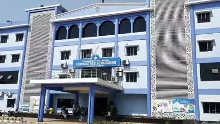 চাঁচল ১: চাচল প্রশাসনিক ভবনে জেলা ও মহকুমা উদ্যান পালনের দপ্তরের উদ্যোগে কৃষকদের কে নিয়ে সেমিনার