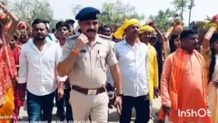 रुपौली: श्री श्री 108 राम जानकी मंदिर में प्रतिमा स्थापित कर प्राण प्रतिष्ठा के लिए निकाली गई शोभायात्रा